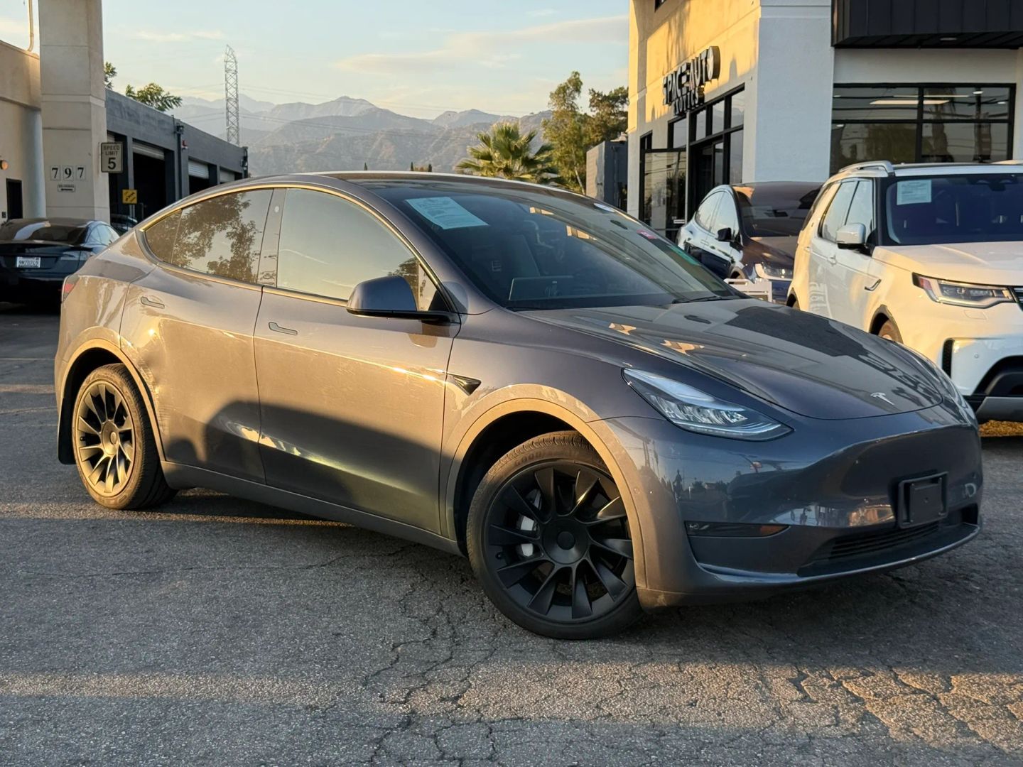 tesla model y 2020 5YJYGDEE0LF038134 image tesla model y 2020 5YJYGDEE0LF038134 image